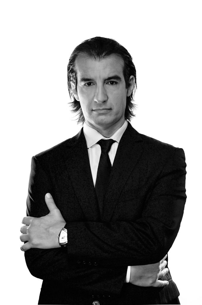 gustavo reales