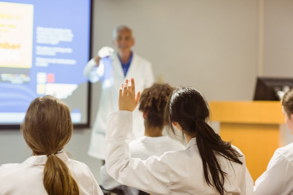 Science,Professor,Giving,Lecture,To,Class,At,The,University